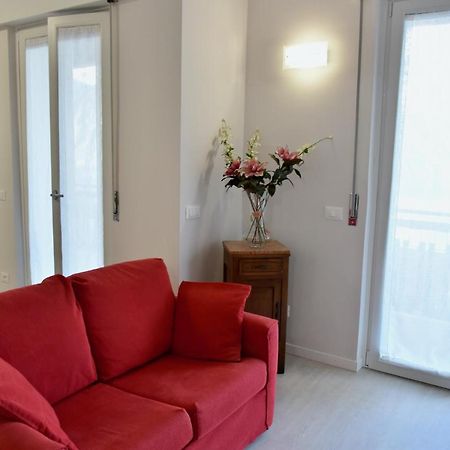 Casa Sissi Lägenhet Riva di Solto Exteriör bild